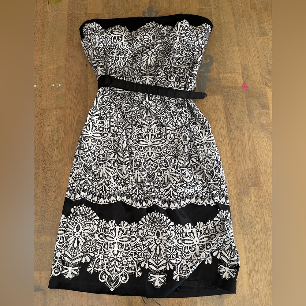 WHBM size 12 strapless mini dress